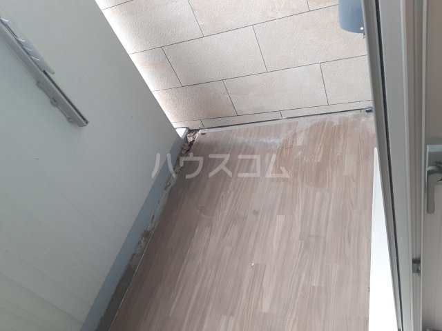 17/28 バルコニー
