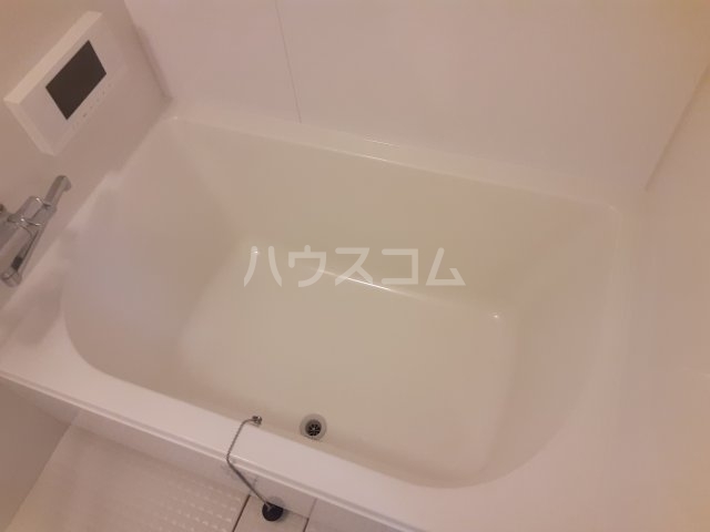 13/28 浴室