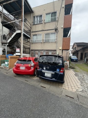 18/26 駐車場