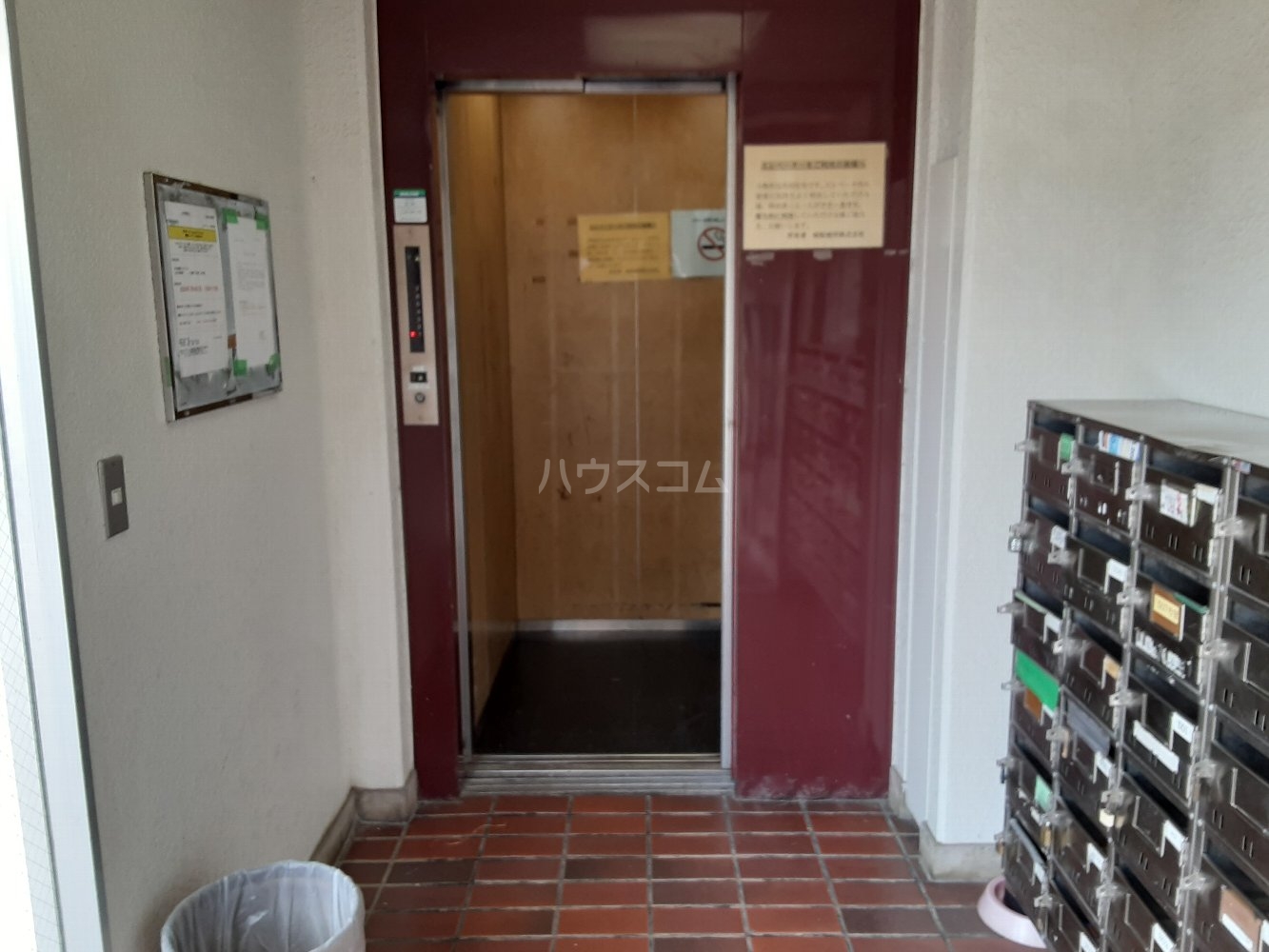 16/22 エントランス