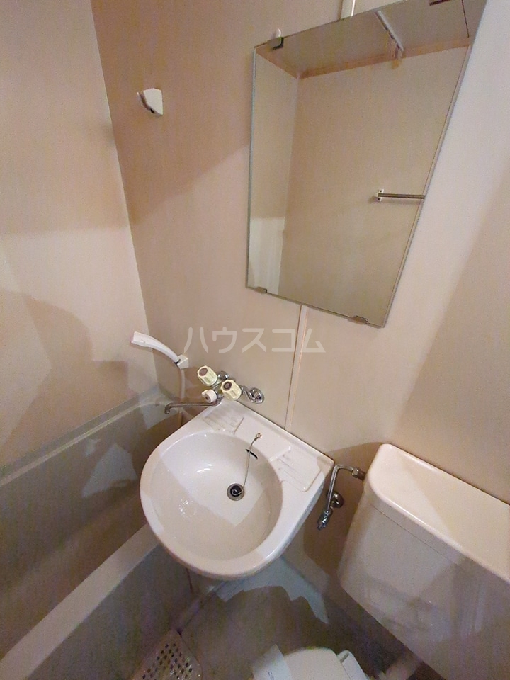 14/30 洗面