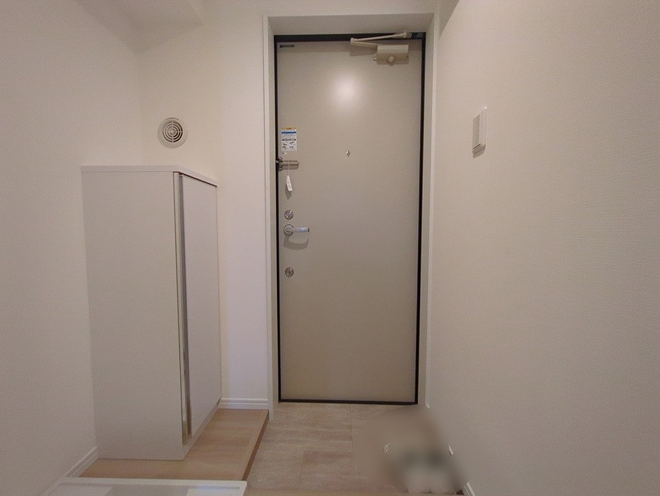 13/30 玄関