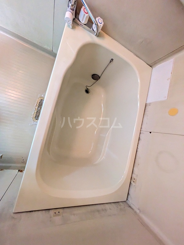 16/30 浴室