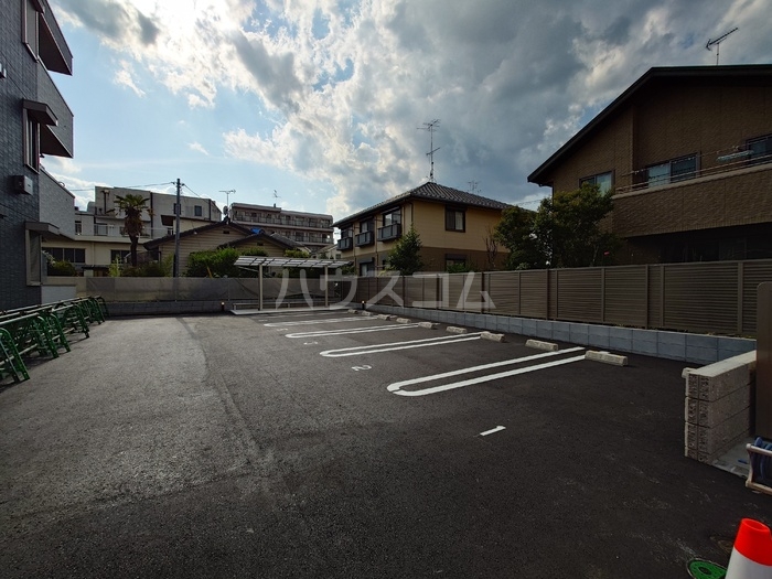 22/29 駐車場