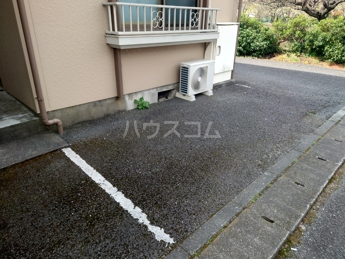 16/22 駐車場