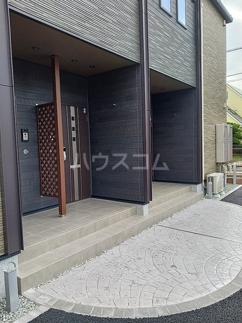 21/28 エントランス