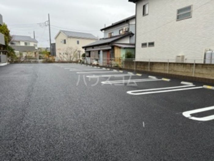 19/27 駐車場