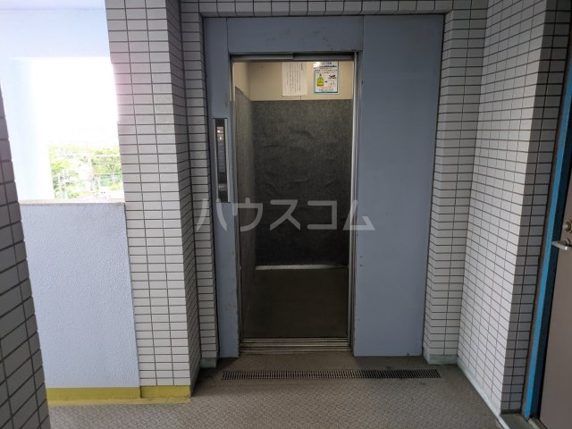 2/10 エントランス