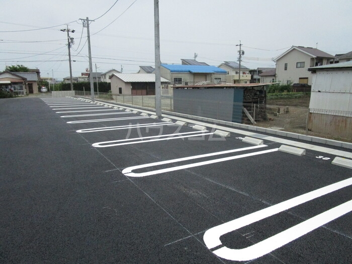 17/18 駐車場
