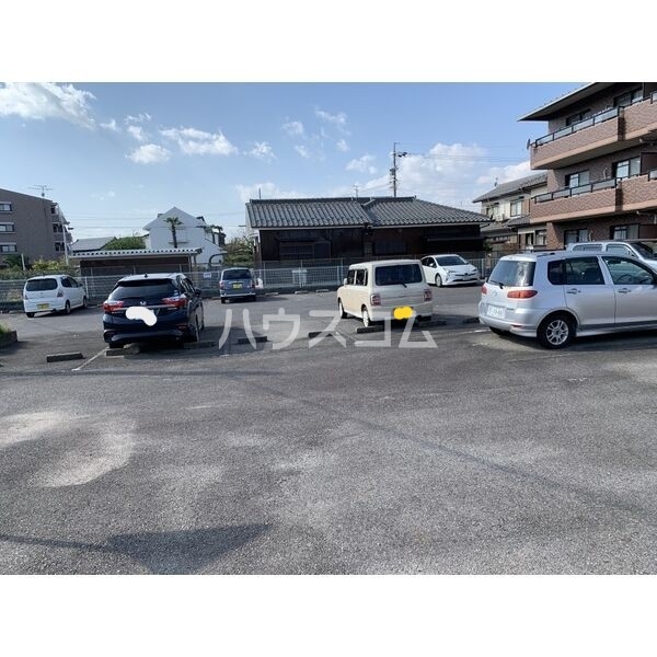 17/27 駐車場