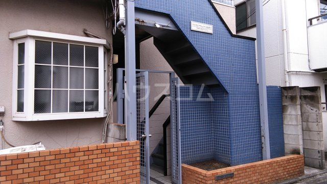 3/7 エントランス