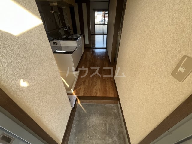 13/30 玄関