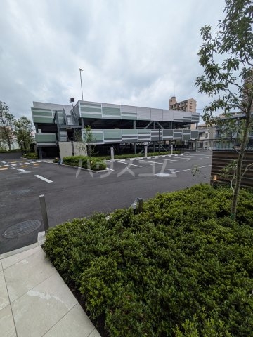 22/30 駐車場