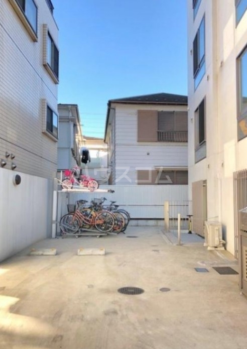 12/20 駐車場