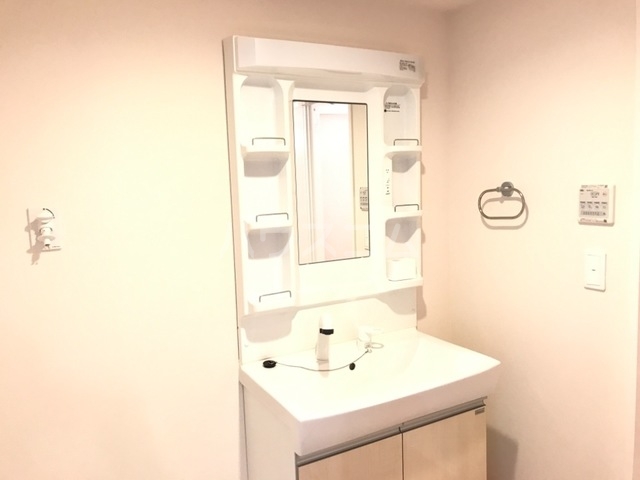 15/30 洗面