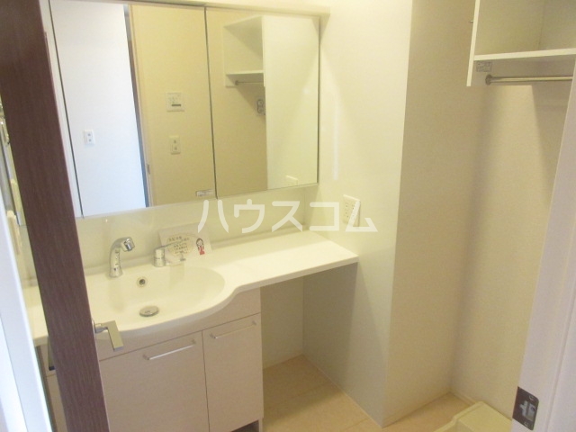 13/30 洗面