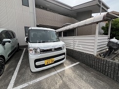 23/30 駐車場