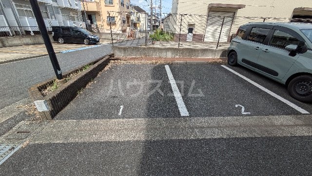 3/4 駐車場