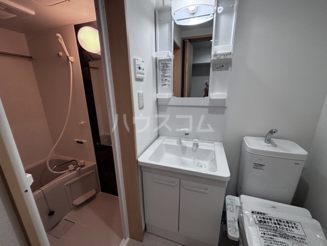 13/30 洗面