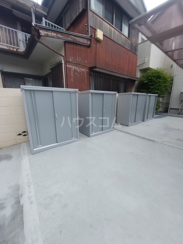 26/30 駐車場