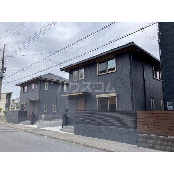 13/22 エントランス