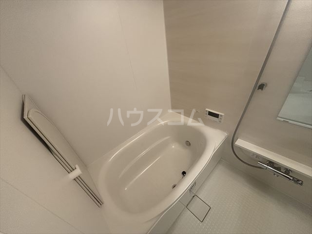 14/30 浴室