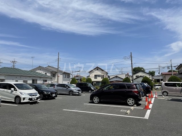 25/30 駐車場