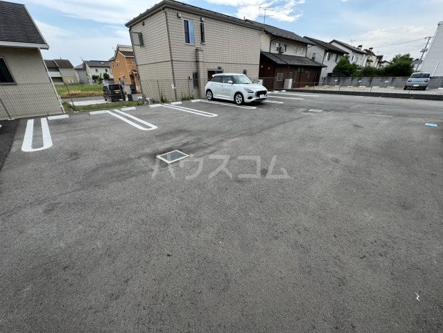 3/4 駐車場