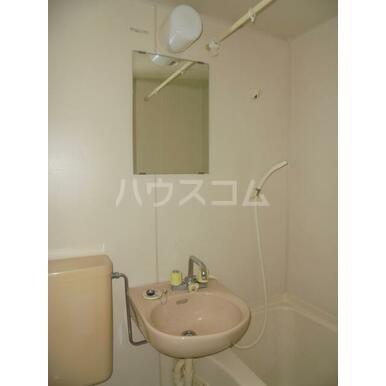 13/30 洗面