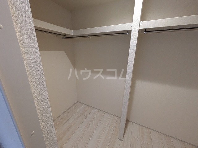 13/30 収納