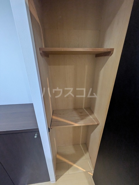13/30 収納