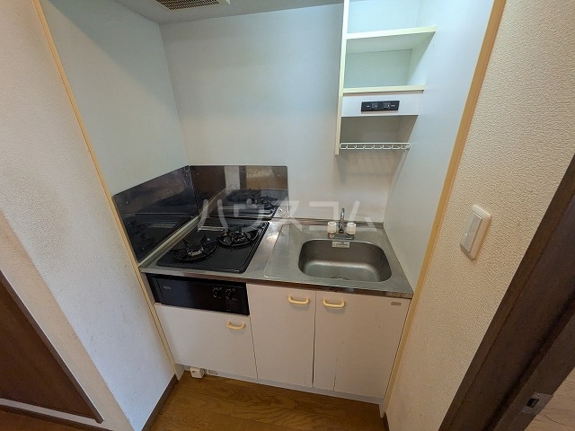 16/30 キッチン