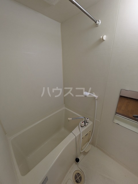 17/30 浴室