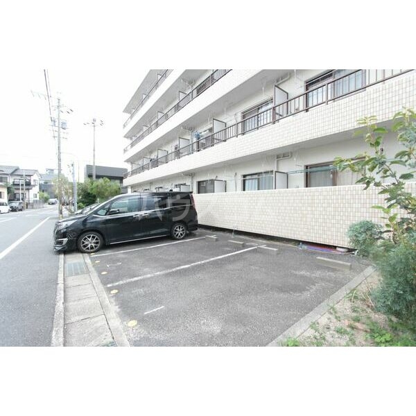 4/12 駐車場