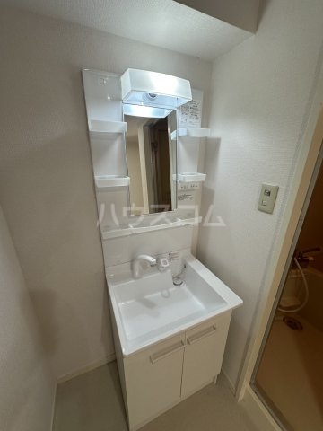13/30 洗面