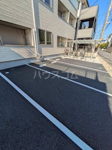 17/20 駐車場