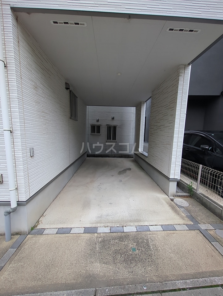 24/30 駐車場