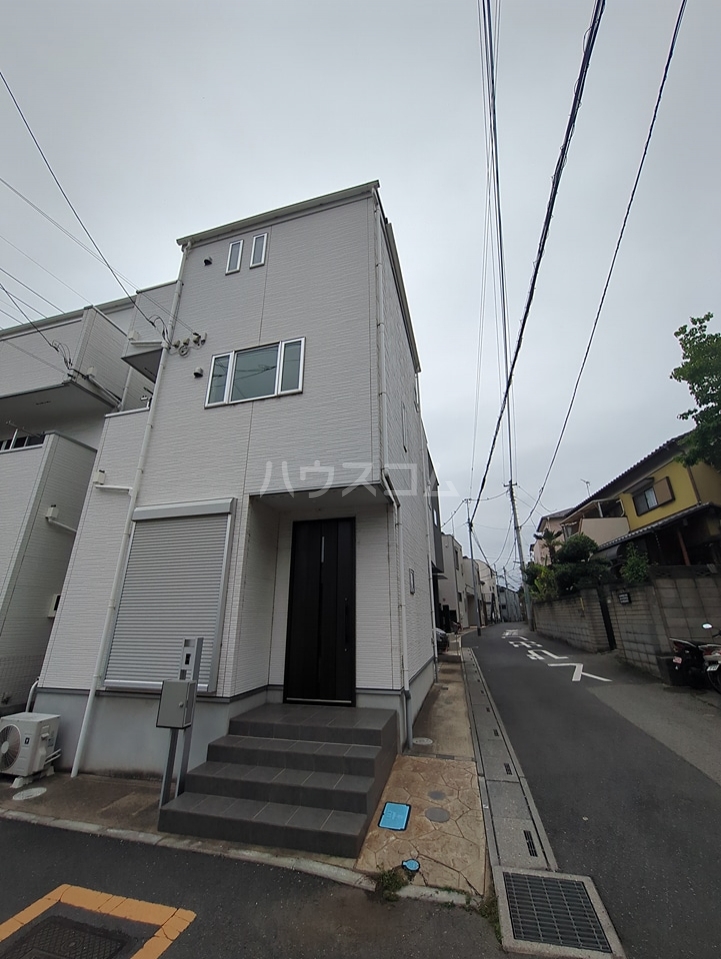 2/30 外観