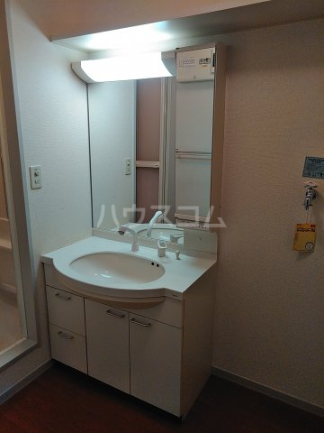 13/30 洗面