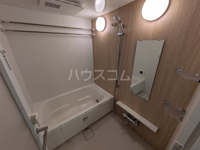 16/30 浴室