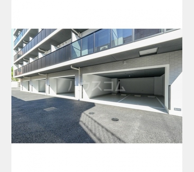 21/30 駐車場