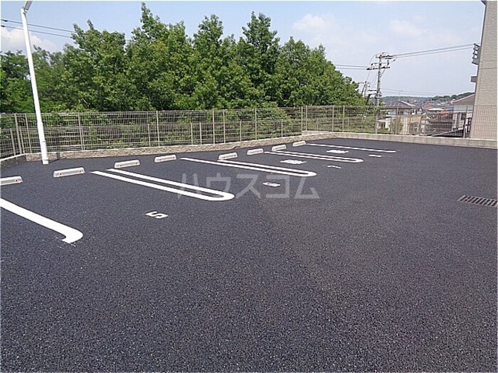 18/19 駐車場