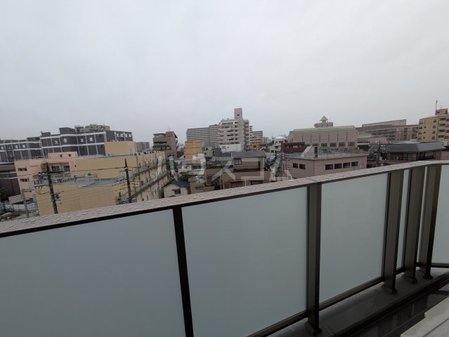 18/30 バルコニー
