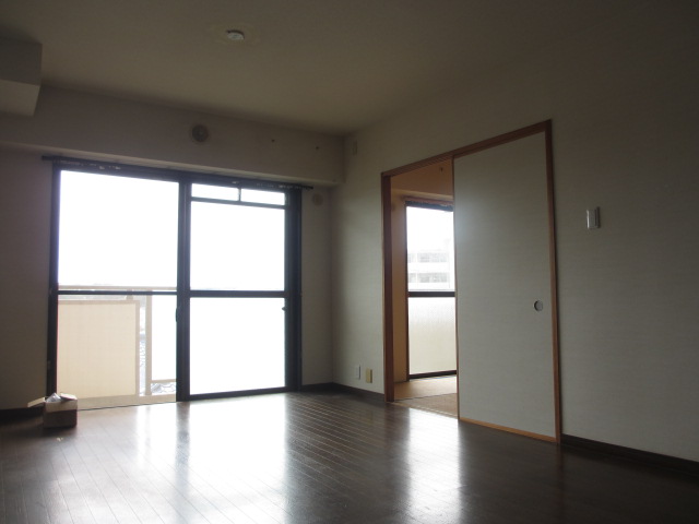 5/30 リビング/ダイニング