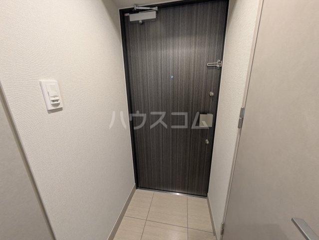13/30 玄関