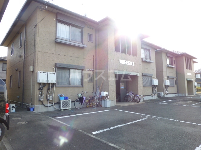 14/21 駐車場