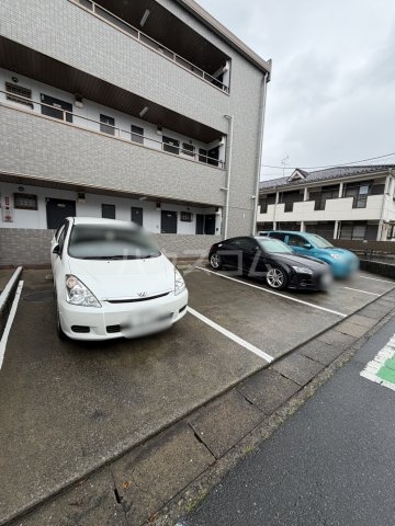 20/30 駐車場