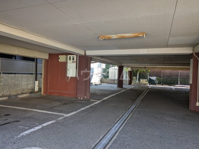 19/25 駐車場