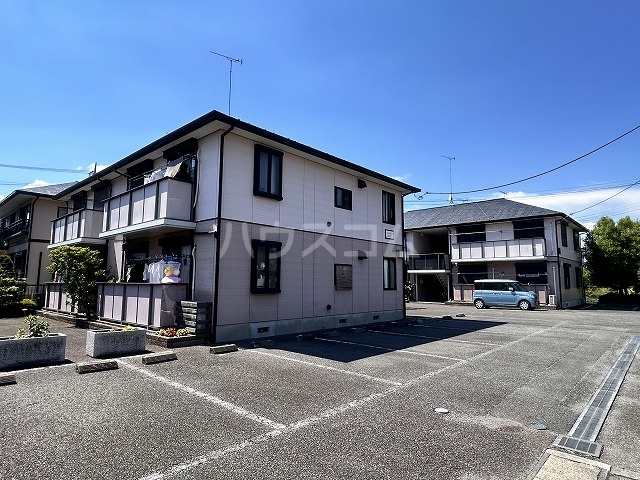 25/27 駐車場