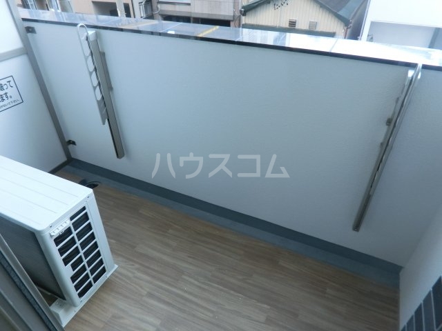 15/21 バルコニー